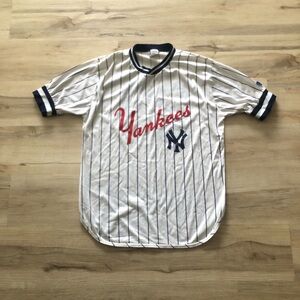 Vintage New York Yankees Striped Jersey in White and Black